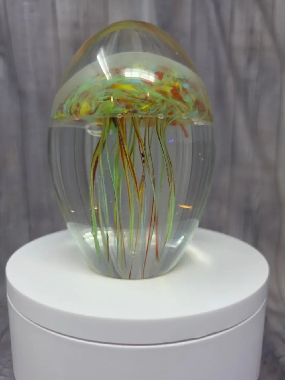 Vintage Crystal Art Oval Glass JELLYFISH PAPERWEIGHT SCULPTURE 23oz 3.75